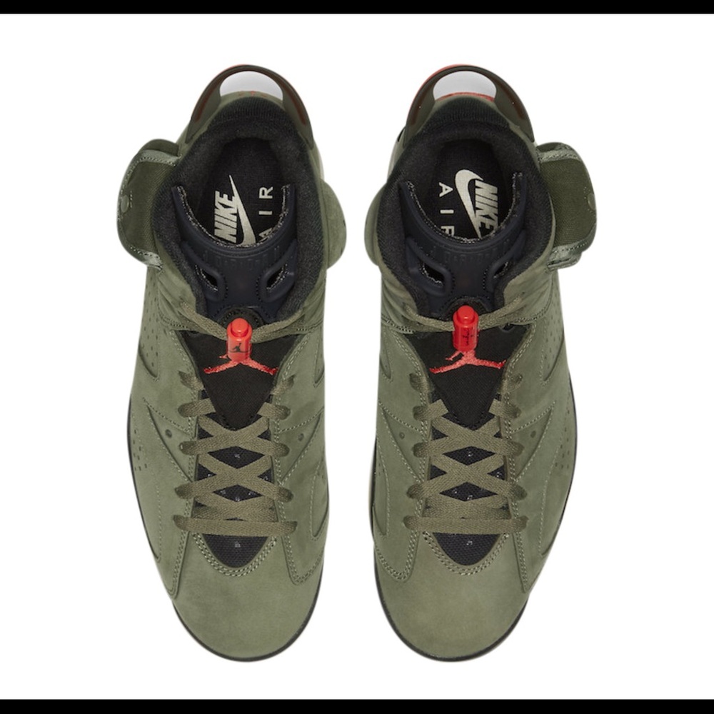 Travis Scott Jordan 7s